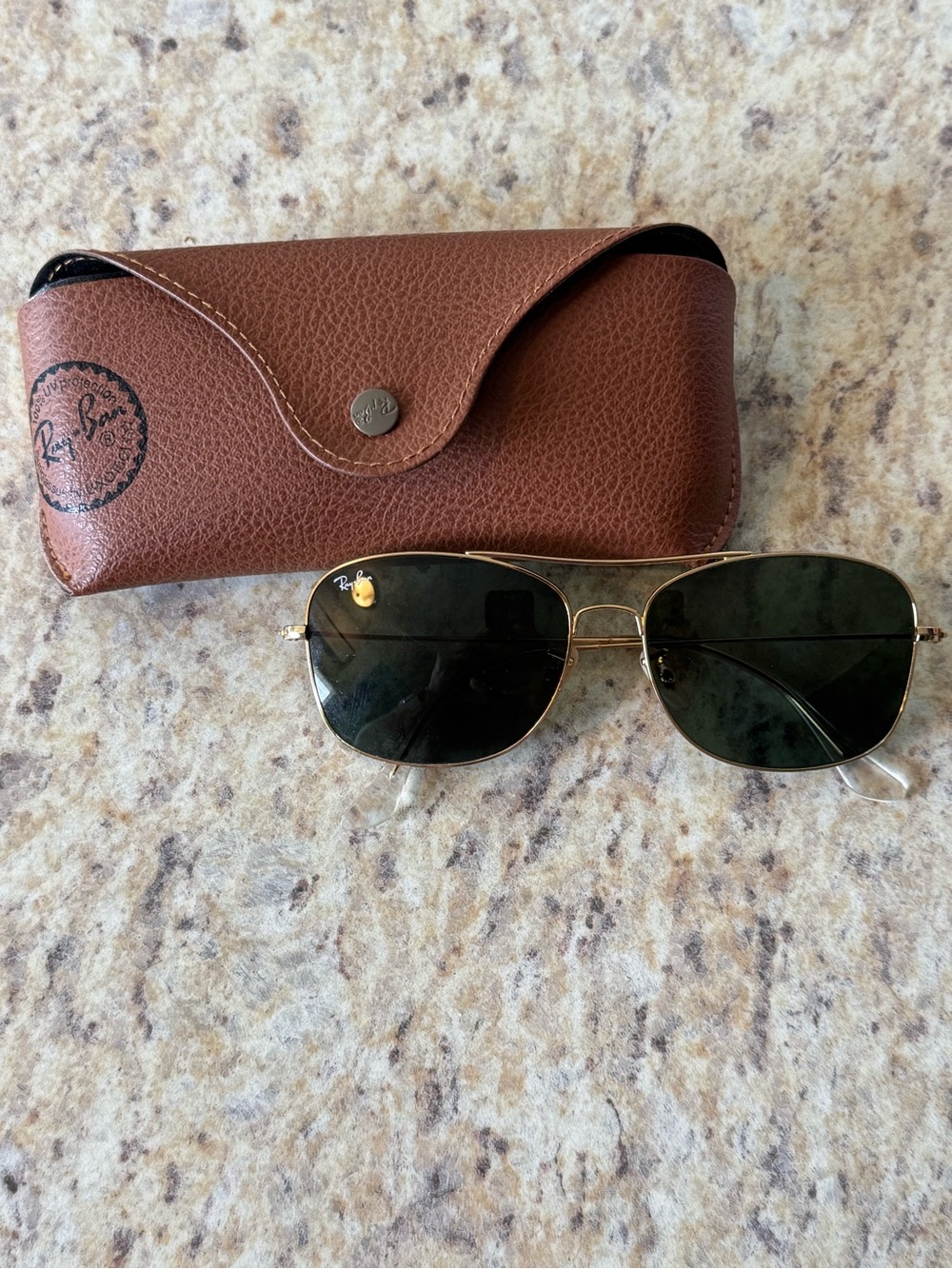 Men’s Ray Ban RB3799 Sunglasses with Gold Frame and Green Lenses.
